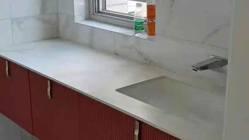 浴室镜柜组合案例